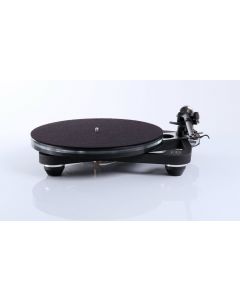 Rega Planar 8 (bez přenosky)